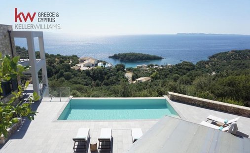 Villa in Igoumenitsa, Epirus and Western Macedonia, Greece 1
