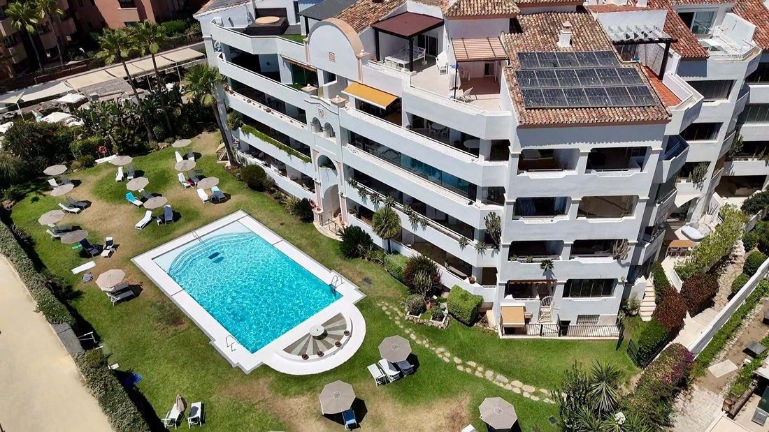 Apartment in Puerto Banus, Marbella, Spain 2 - 16034980