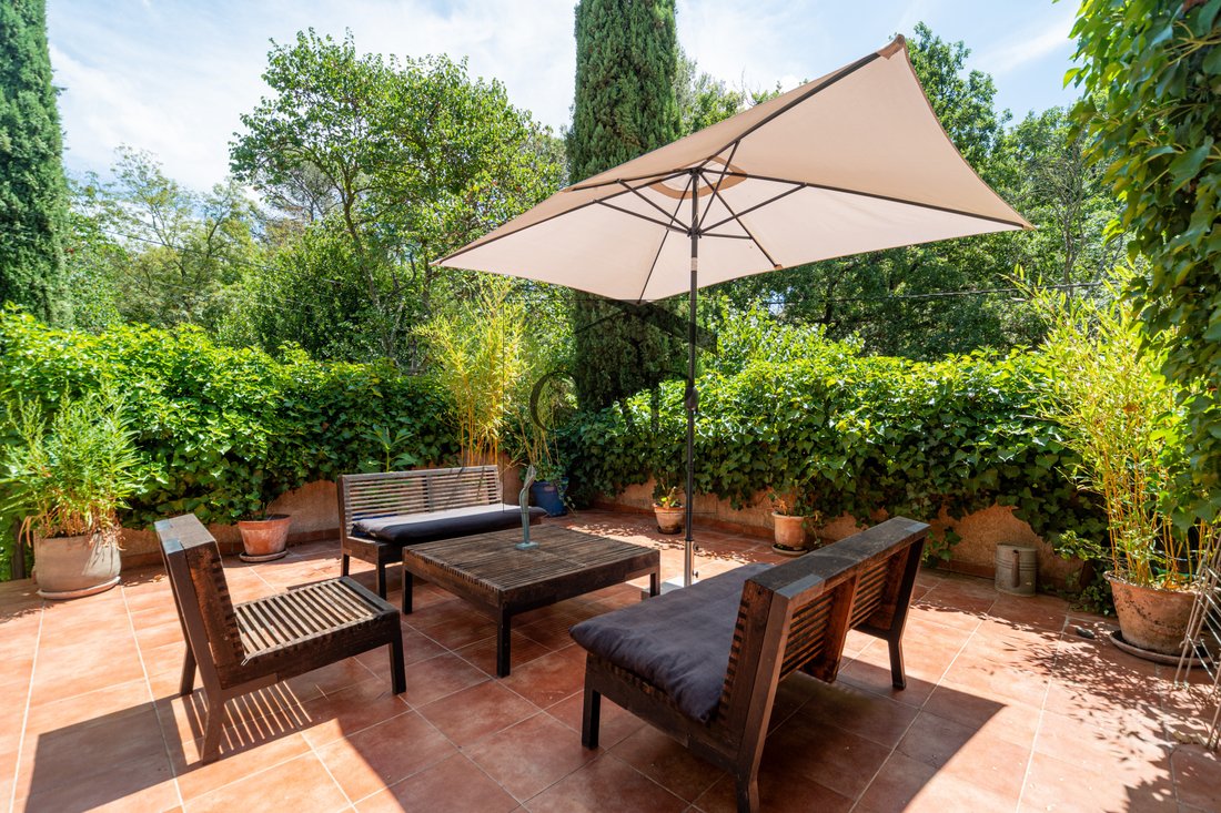 Le Rêve Provençal: A Sunlit Sanctuary Near Aix’s Golden Heart