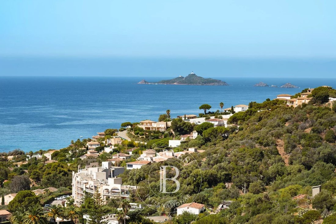 House in Ajaccio, Corsica, France 5 - 16031453