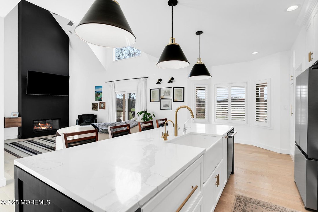 House in Freehold Township, New Jersey, United States 5 - 16033735