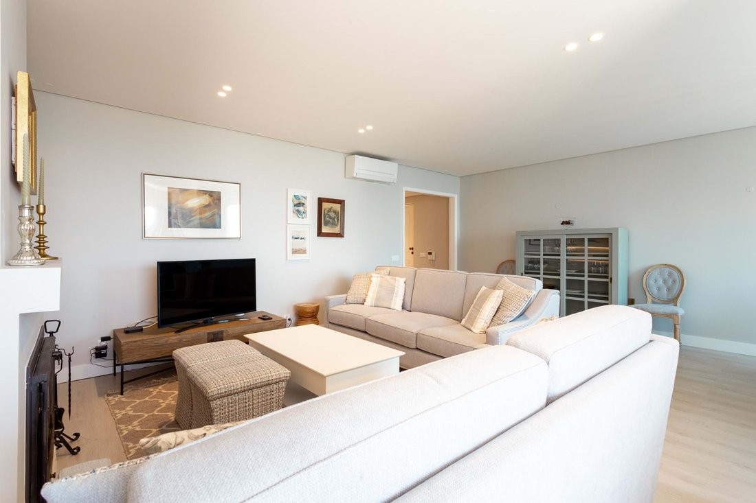 Apartment in Estoril, Cascais e Estoril, Lisbon 4 - 16035680
