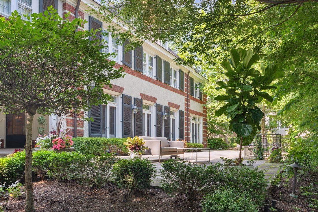 House in Pittsburgh, Pennsylvania, United States 1 - 16032334