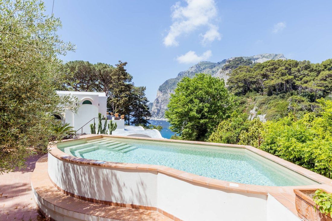 House in Capri, Campania, Italy 1 - 13579712