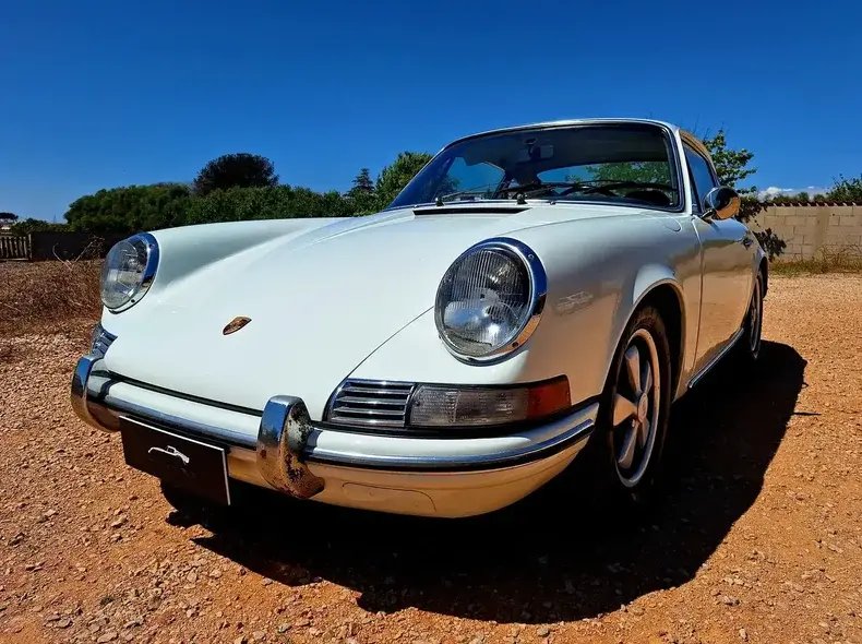 Coupe in Glendale, United States 2 - 16036310