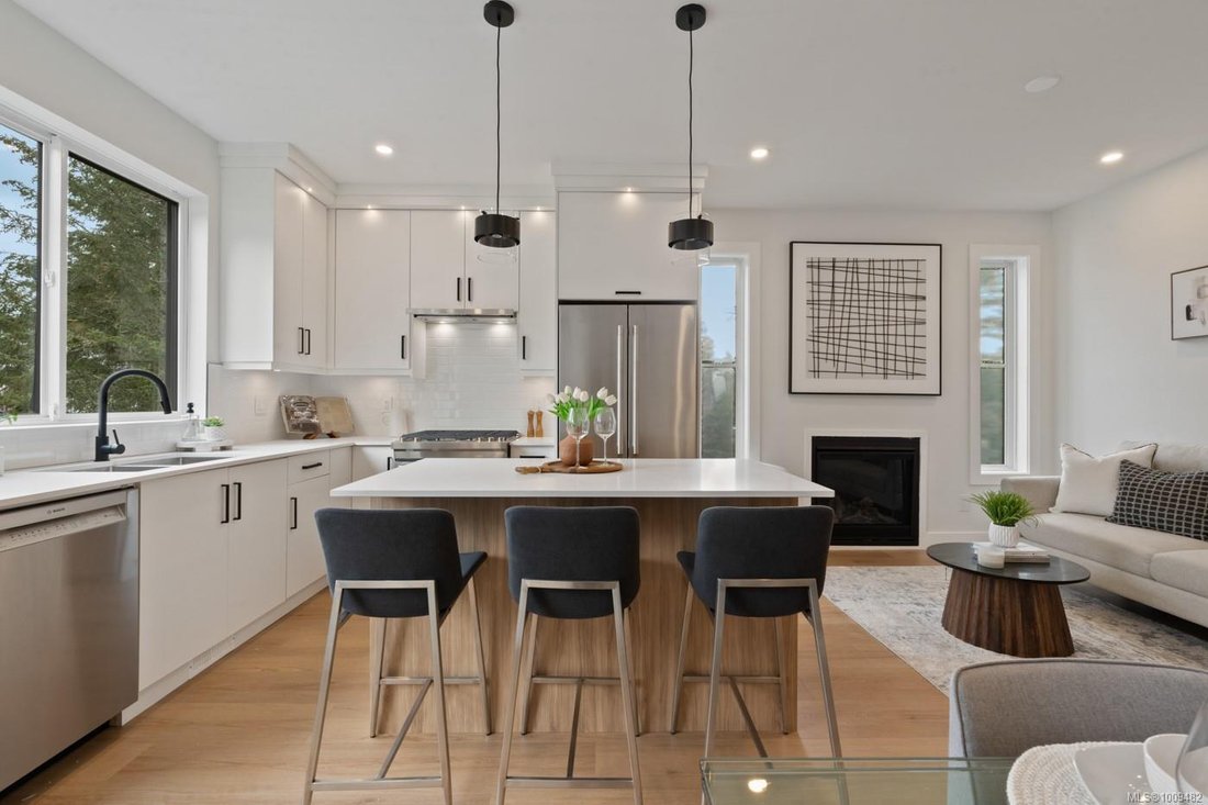 House in Langford, British Columbia, Canada 2 - 16037521