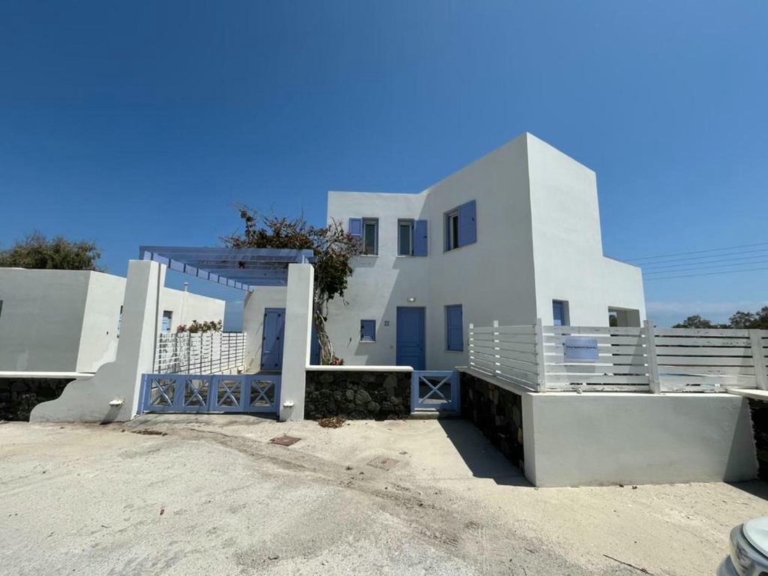 House in Thira, Aegean, Greece 3 - 16034977