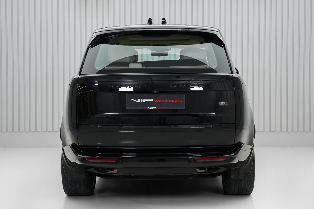 Suv in Dubai, Dubai, United Arab Emirates 5 - 16034928