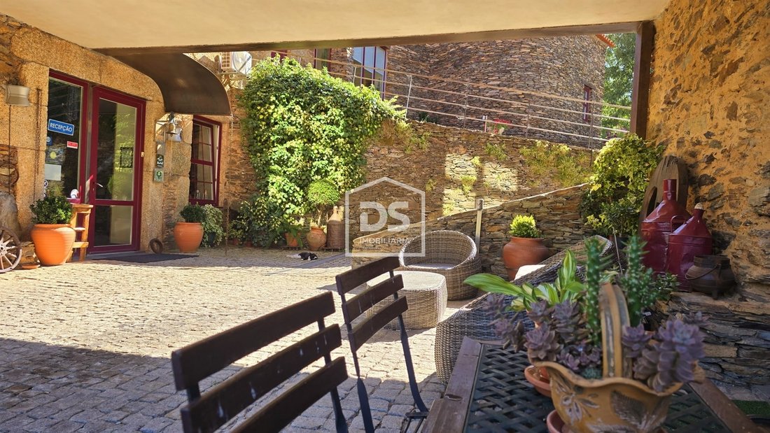 Villa in Vale da Amoreira, Guarda District, Portugal 3 - 16035089