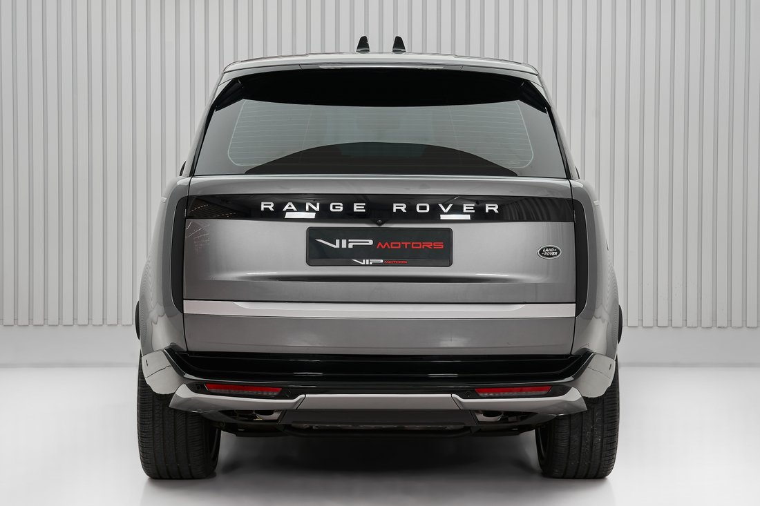 Suv in Dubai, Dubai, United Arab Emirates 5 - 16035142