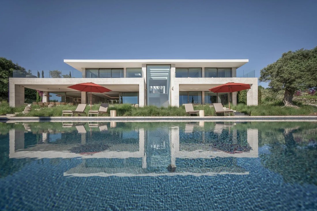 Villa in Sotogrande, San Roque, Andalusia 1 - 16038178