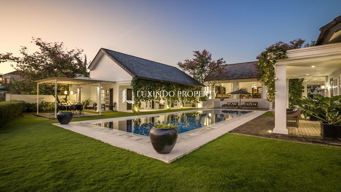 Villa in Kecamatan Mengwi, Bali, Indonesia 1 - 16037827