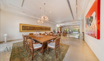 Villa in Dubai, Dubai, United Arab Emirates 1