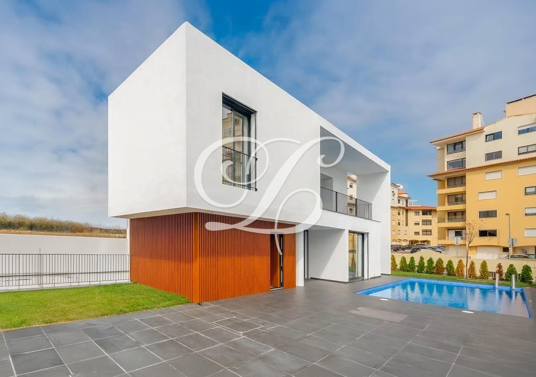 Villa in Cascais e Estoril, Lisbon, Portugal 1 - 16038292