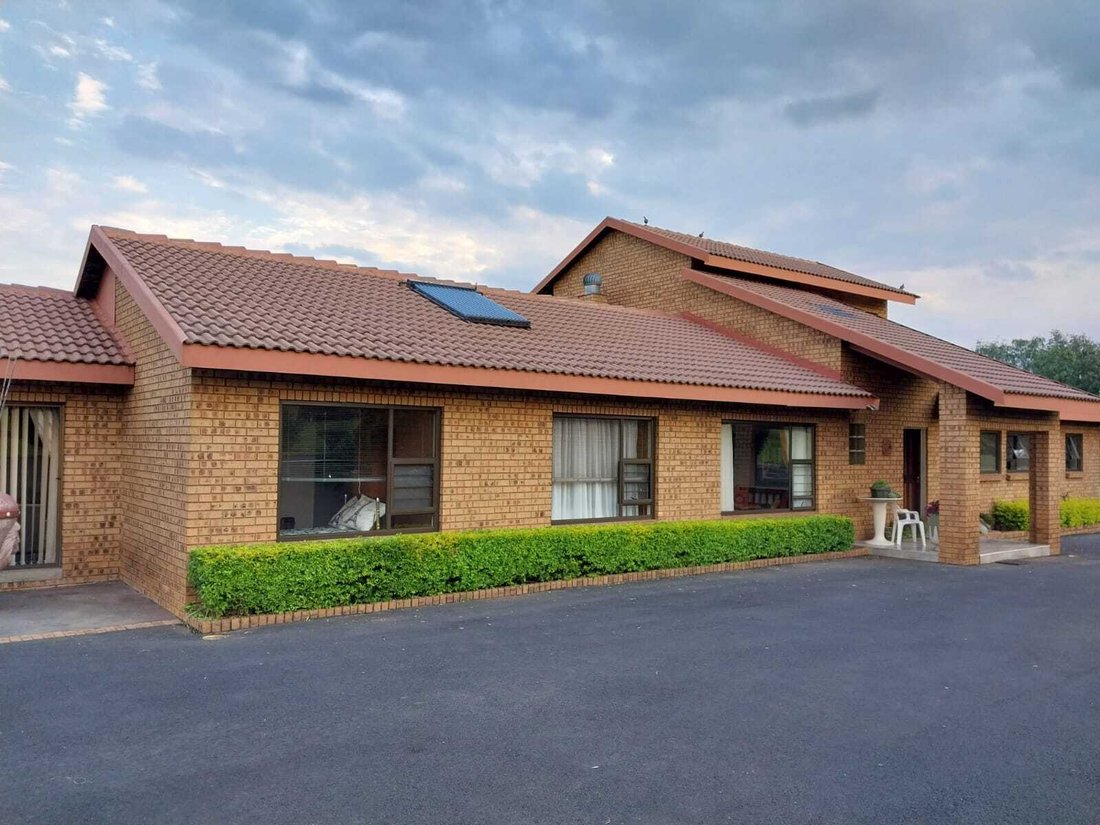 Estate in River View, Mpumalanga, South Africa 1 - 16038960
