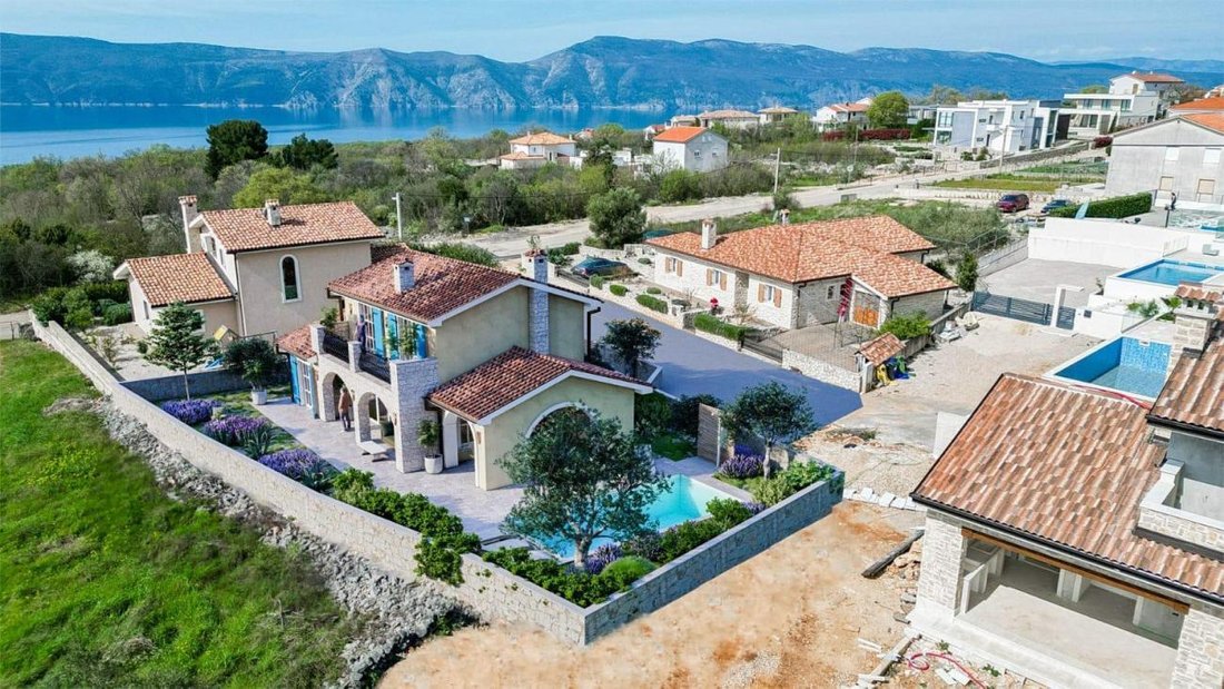 Villa in Linardici, Primorje-Gorski Kotar County, Croatia 1 - 16039979