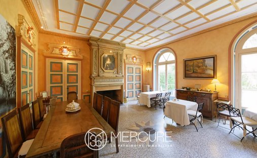 Castle for Sale in Hurigny, Bourgogne-Franche-Comté, France