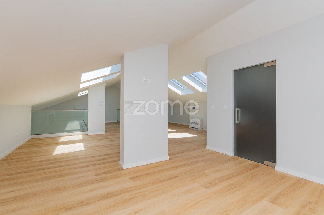 Apartment in Carcavelos e Parede, Lisbon, Portugal 3 - 16040080