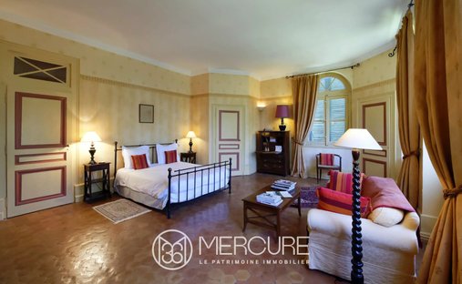 Castle for Sale in Hurigny, Bourgogne-Franche-Comté, France