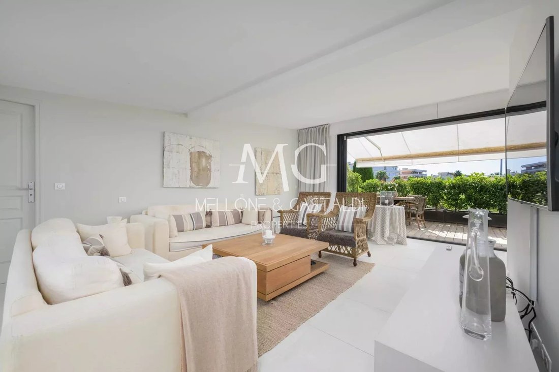 House in Cannes, Provence-Alpes-Côte d'Azur, France 4 - 16038467