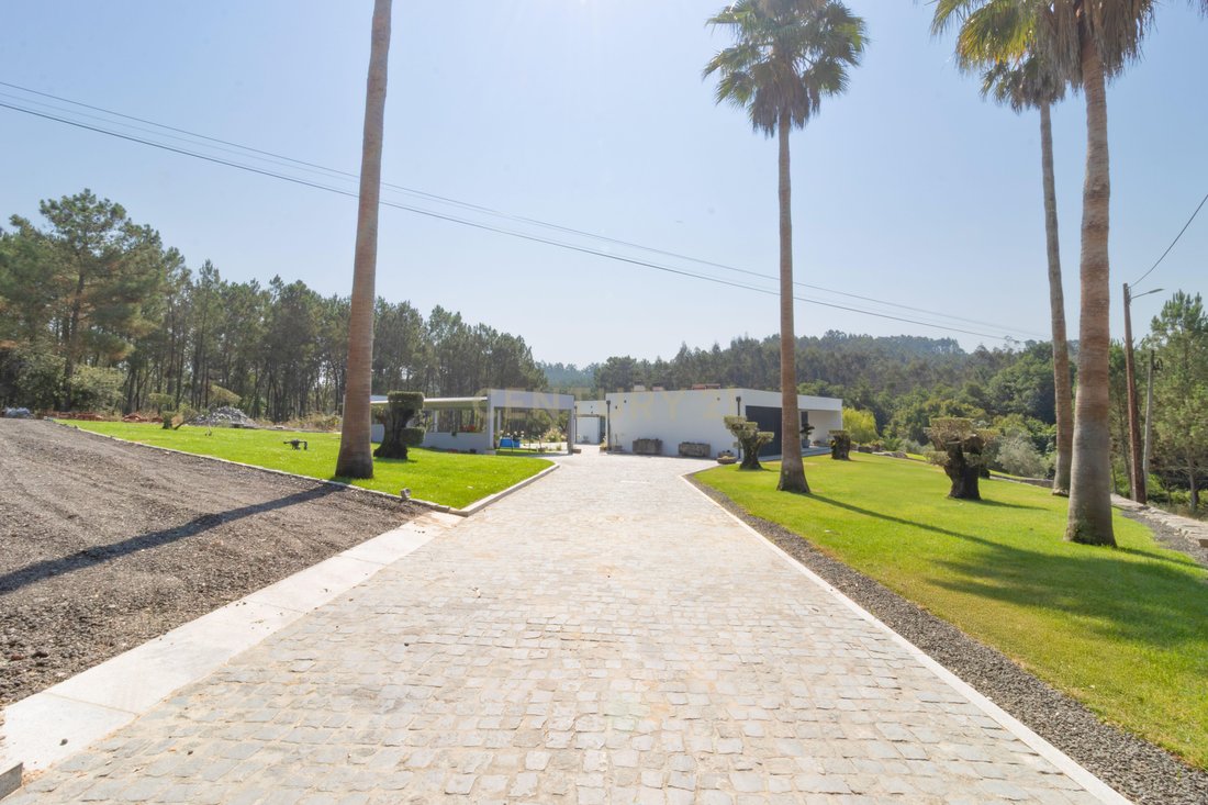 Villa in Guia, Ilha e Mata Mourisca, Leiria District, Portugal 2 - 16039927