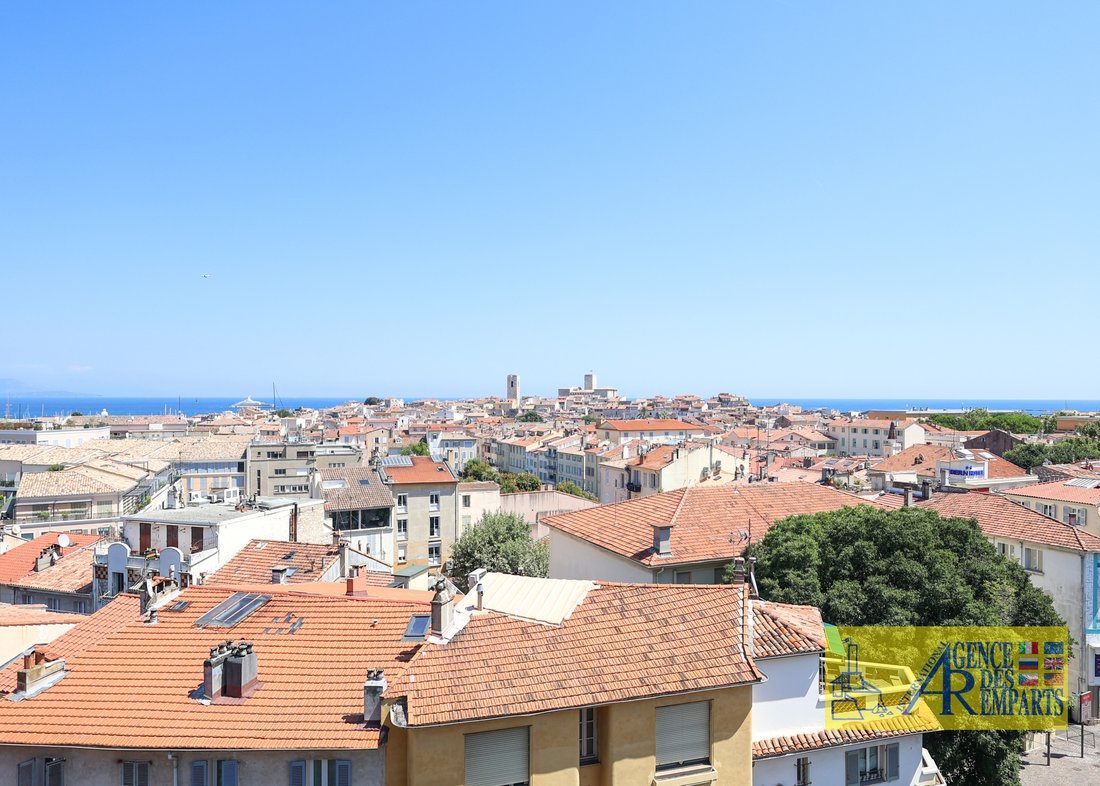 Apartment in Place de Gaulle, Antibes, France 1 - 16039534