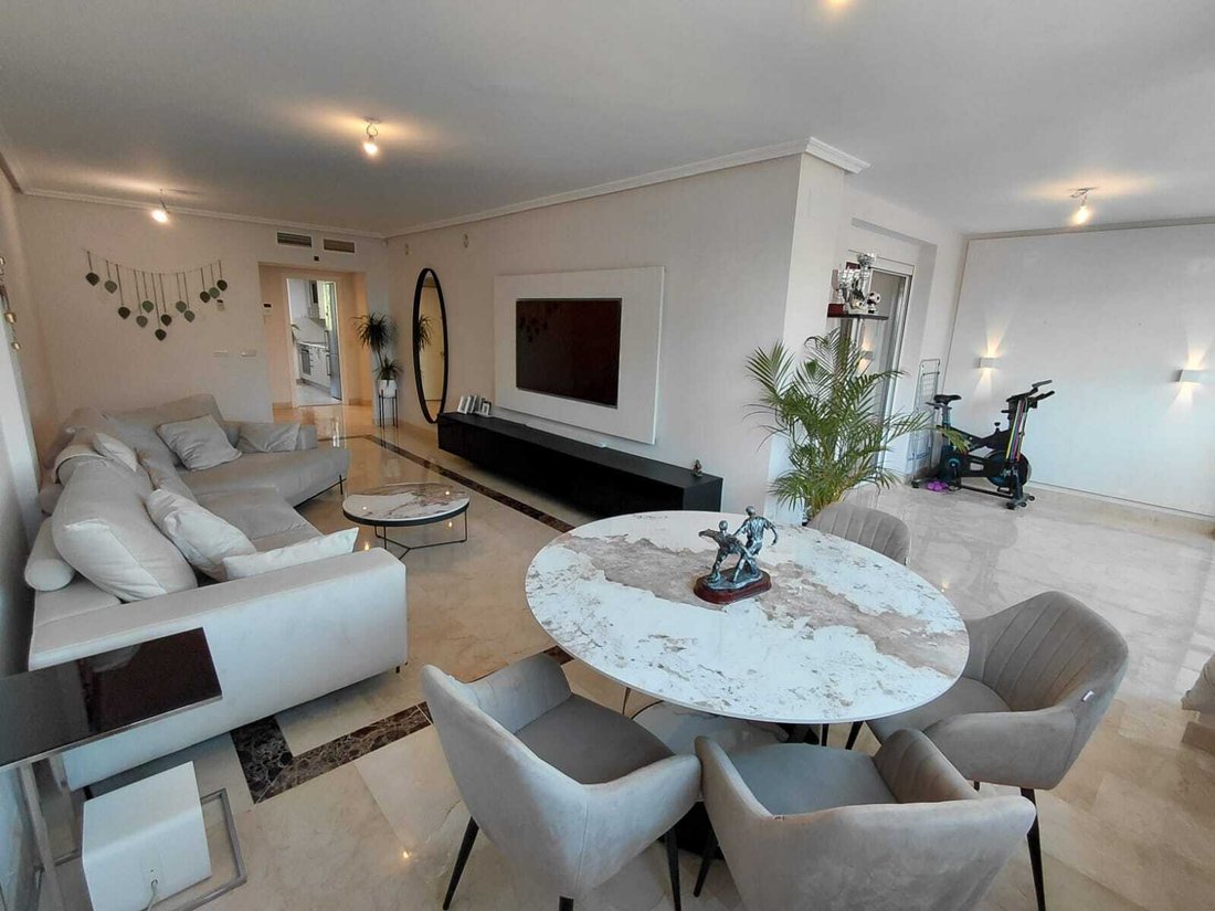 Apartment in Marbella, Andalusia, Spain 1 - 16040834