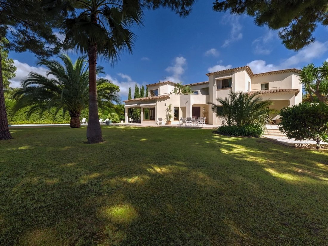 Villa in Nice, Provence-Alpes-Côte d'Azur, France 2 - 16040962