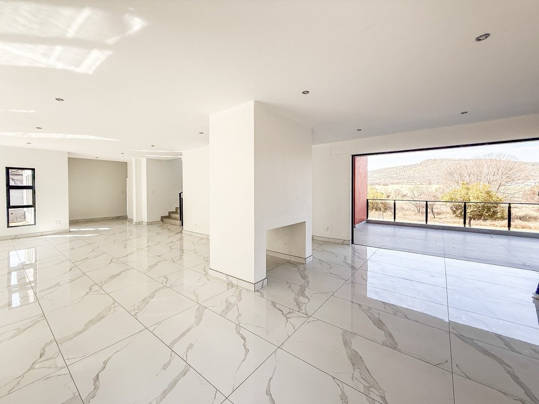 House in Hartbeespoort, North West, South Africa 4 - 16041850