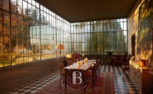 Elegant 19th Century Chateau In The Vendean Bocage