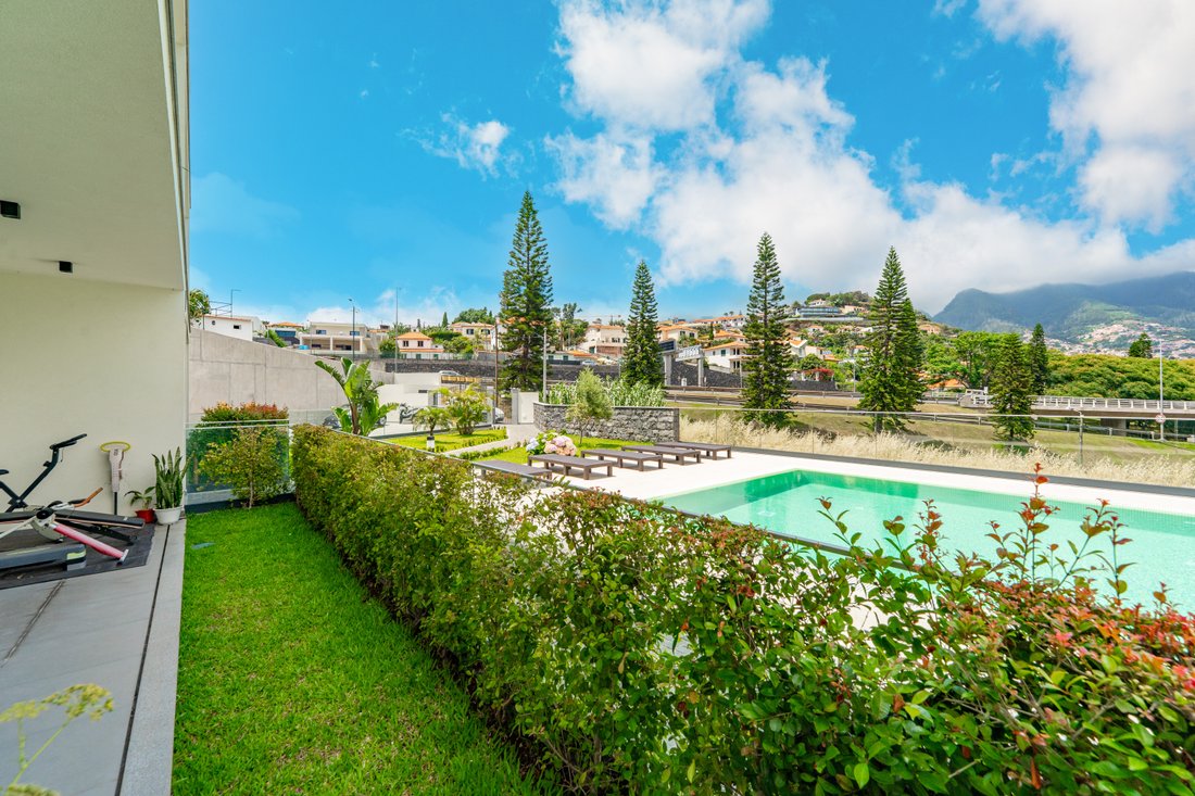 Apartment in Sao Martinho, Madeira, Portugal 1 - 16042287