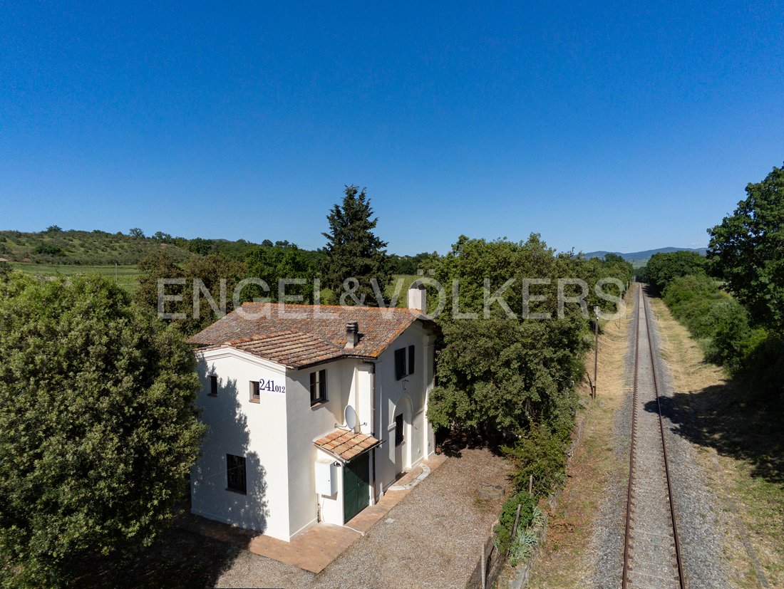 House in Montalcino, Tuscany, Italy 4 - 16042359