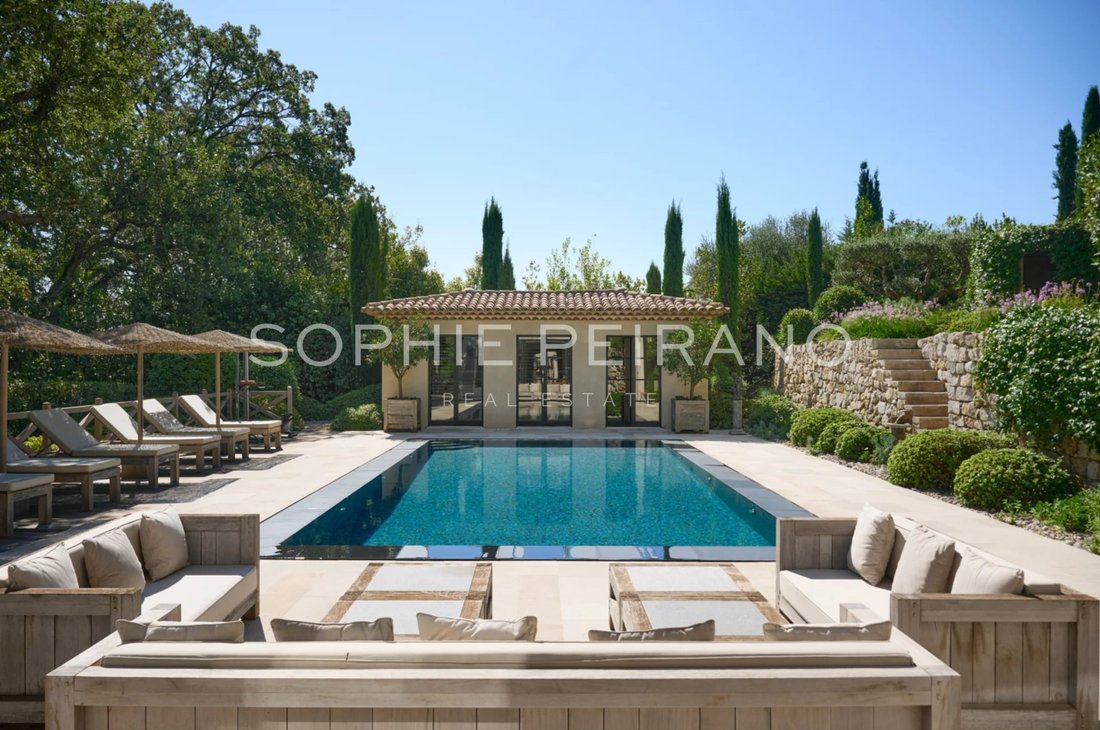 Villa in Mougins, Provence-Alpes-Côte d'Azur, France 2 - 16042449