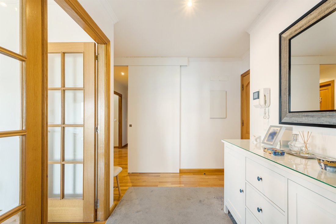 Apartment in Lordelo do Ouro e Massarelos, Porto District, Portugal 3 - 16044787