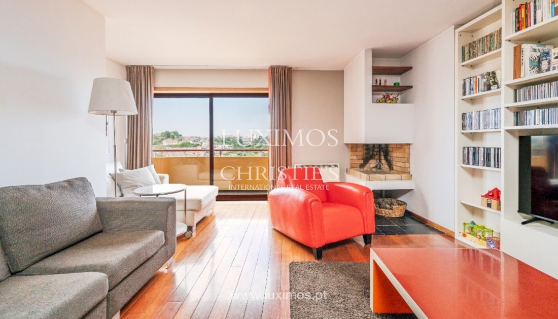 Apartment in Cedofeita, Santo Ildefonso, Se, Miragaia, Sao Nicolau e Vitoria, Porto District, Portugal 3 - 16043083