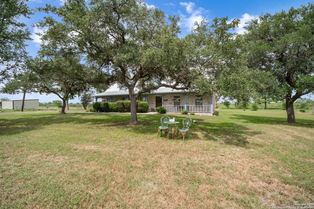 Farm Ranch in Cibolo, Texas, United States 3 - 16044487