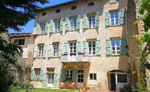 House in Saint-Antonin-Noble-Val, Occitania, France 1