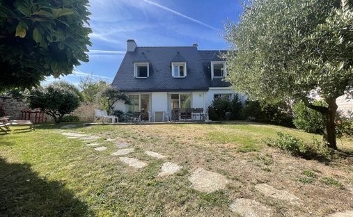 House in La Trinité-sur-Mer, Brittany, France 1