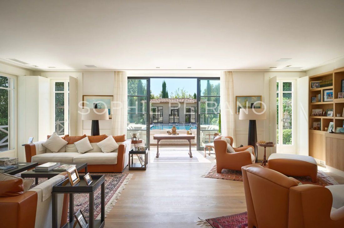 Villa in Mougins, Provence-Alpes-Côte d'Azur, France 4 - 16042449