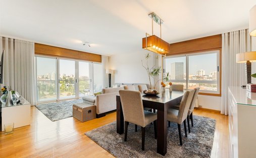 Apartment in Lordelo do Ouro e Massarelos, Porto District, Portugal 1