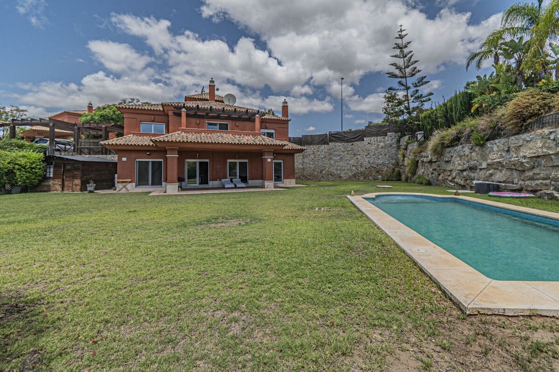 Villa in Marbella, Andalusia, Spain 4 - 15984068