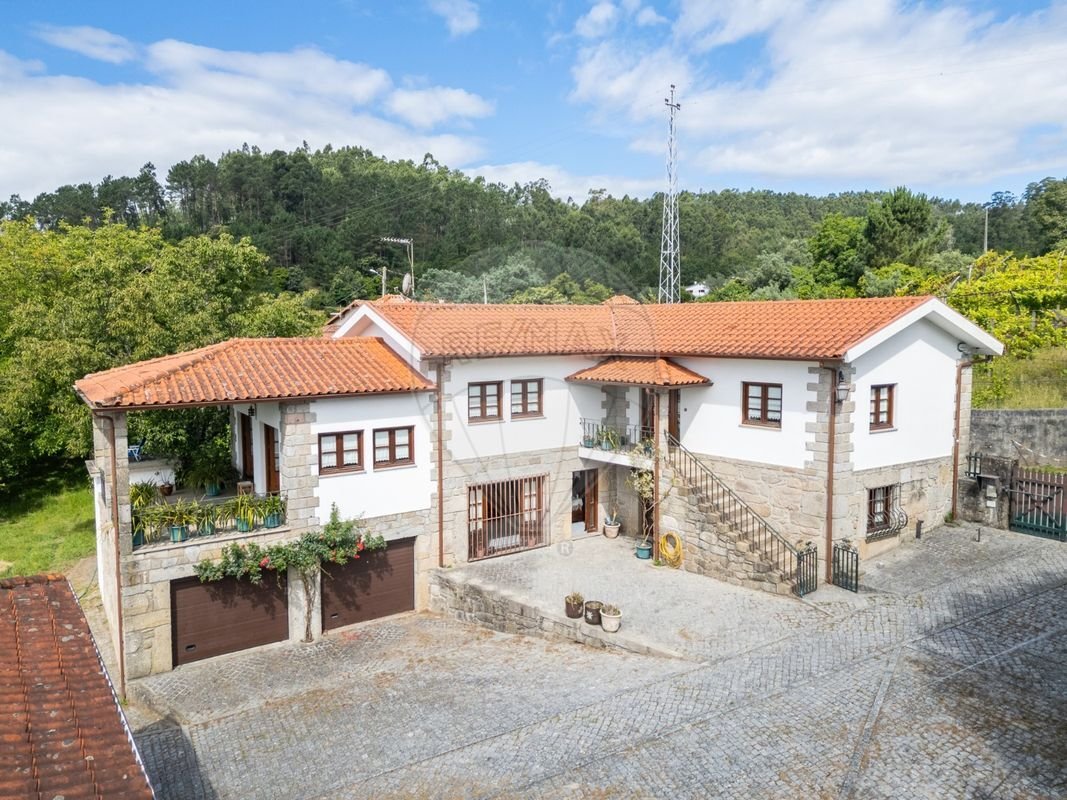 House in Caires, Braga, Portugal 1 - 16044525