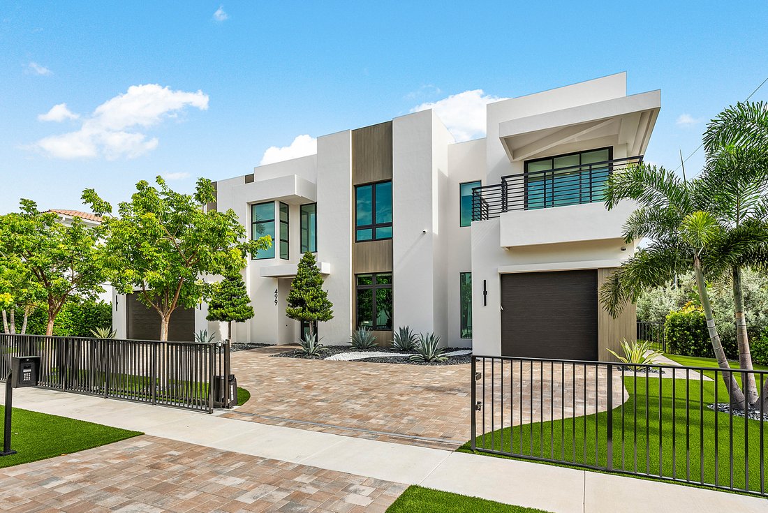 Boca Raton, Florida, United States 2 - 16043502