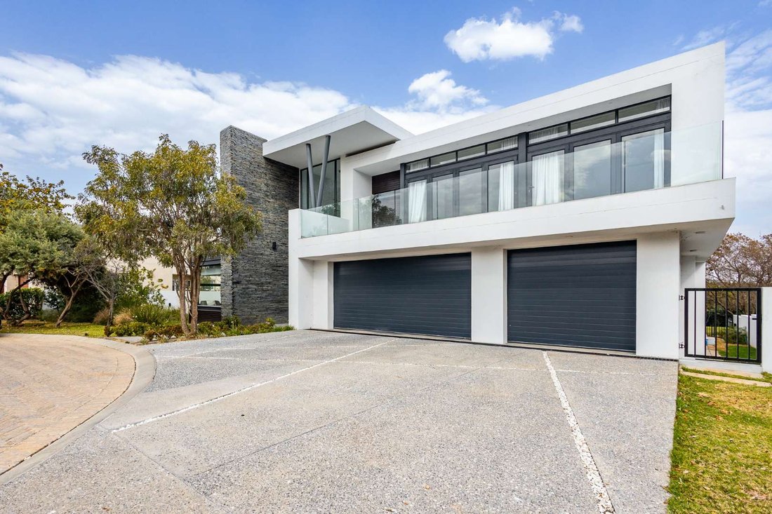 House in Midrand, Gauteng, South Africa 1 - 16042570