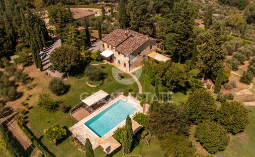 Castle for Sale in Cetona, Tuscany, Italy