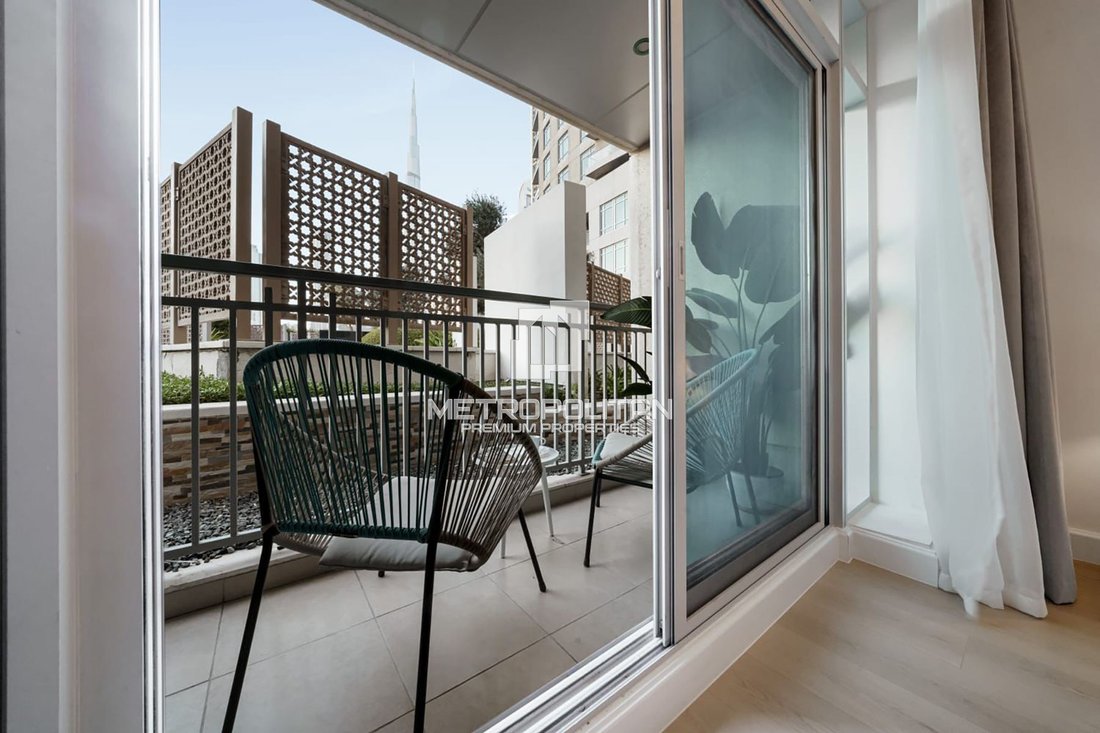 Apartment in Downtown Dubai, Dubai, United Arab Emirates 5 - 16043178