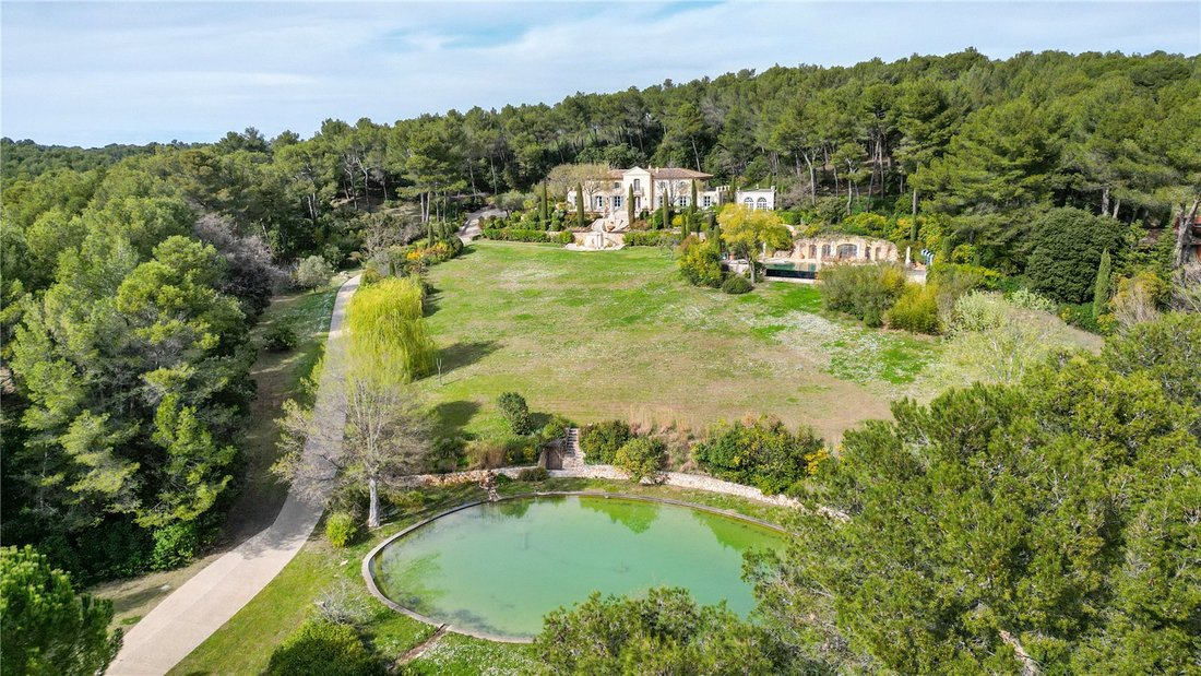 House in Mazarin-Opéra-Bellegarde-Mairie, Aix-en-Provence, France 4 - 16043039