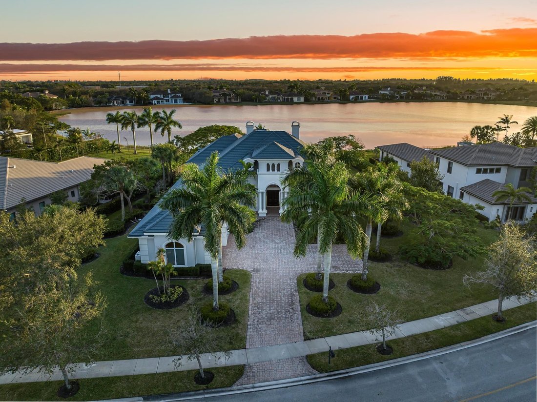 Weston, Florida, United States 1 - 13864395