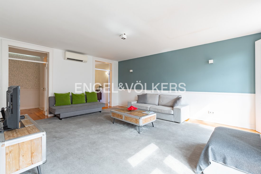 Apartment in Misericordia, Lisbon, Portugal 2 - 16044410