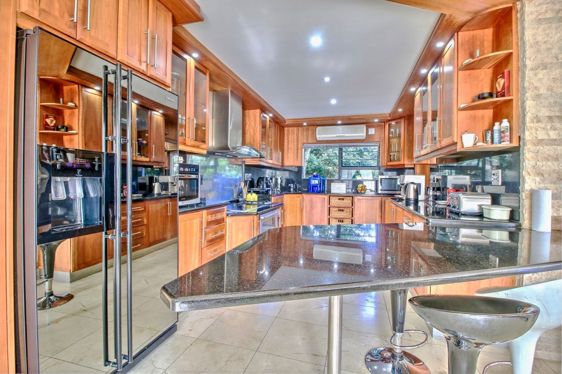 Casa en Plattekloof, Northern Suburbs, Ciudad del Cabo 3 - 16043602